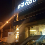 Queens Coffee Exterior