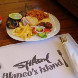 Blanco's Island Coucou Beach food